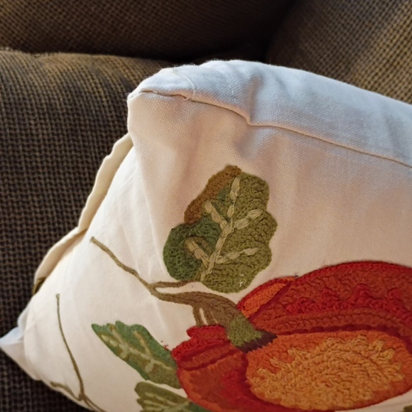 Pier 1 decorative pumpkin pillow - Picture 4 of 8